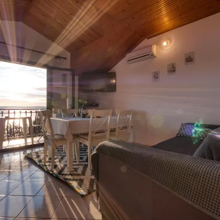 Apartments In Kozino - Zadar Riviera 42687 Kožino