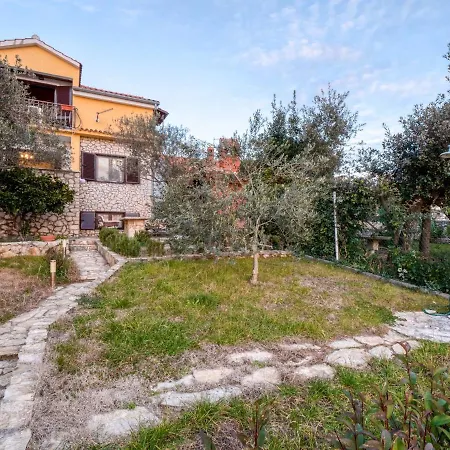 Apartments In Kozino - Zadar Riviera 42687